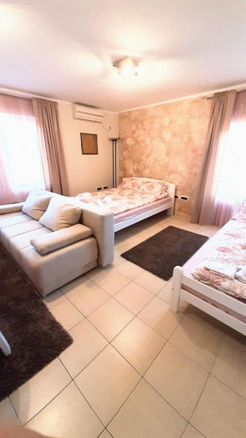 Apartman Marija 2 Srbobran Exterior foto